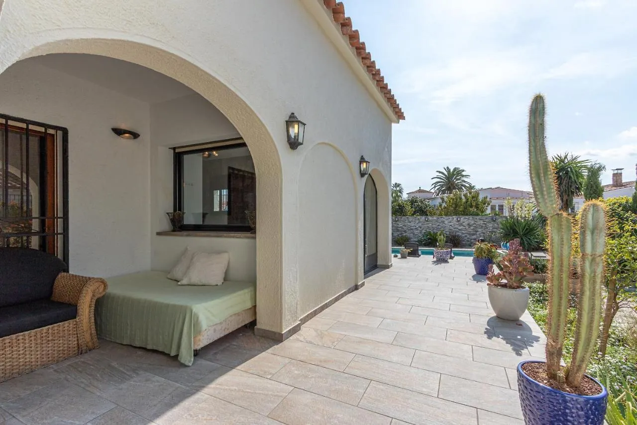 Apart-Rent Villa Alberes Empuriabrava