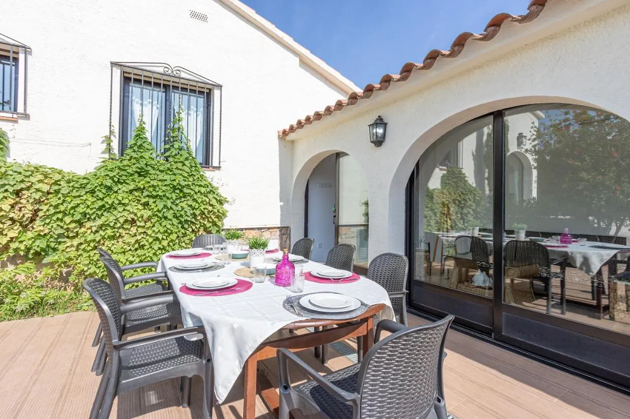 Apart-Rent Villa Alberes Empuriabrava