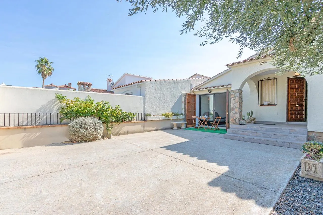 Apart-Rent Villa Alberes Empuriabrava