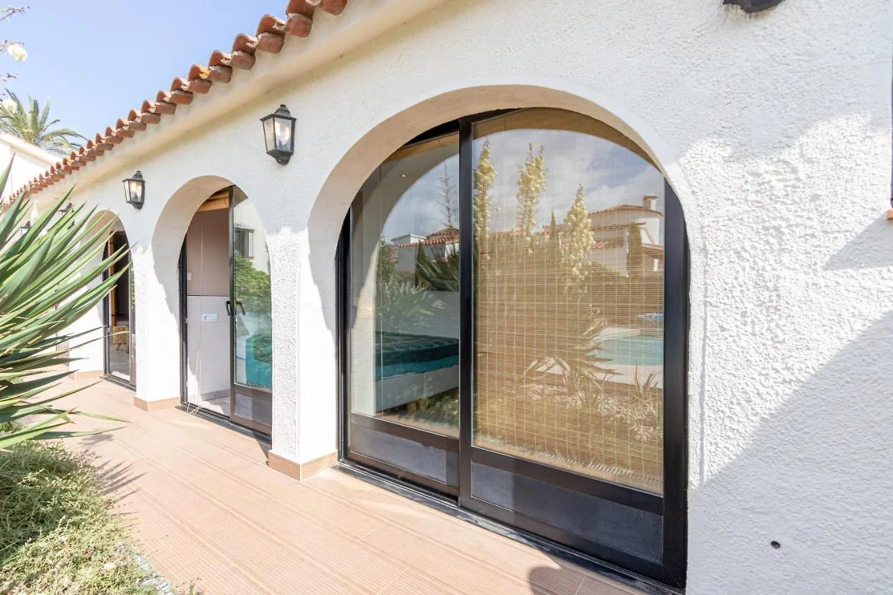 Apart-Rent Villa Alberes Empuriabrava