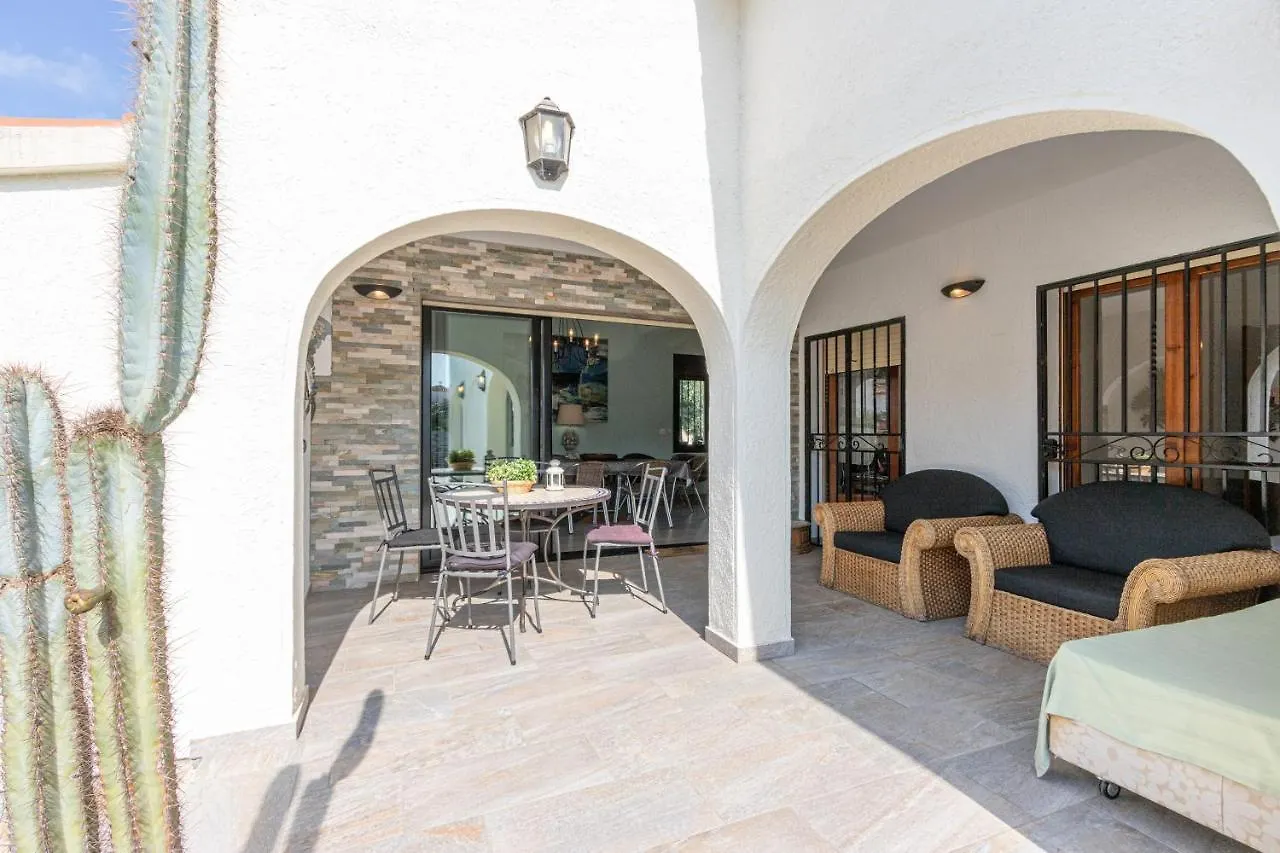 Apart-Rent Villa Alberes Empuriabrava 0*,